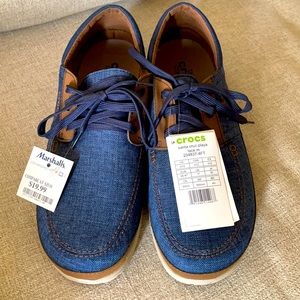 Men’s CROCS size 12 blue and brown loafers.